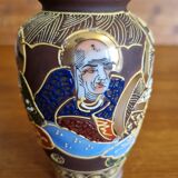 Set of 2 Japanese Satsuma ceramic vases