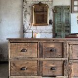The workshop cabinet with 8 drawers.