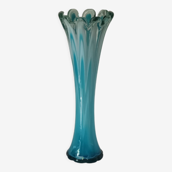 Vase bleu en verre soufflé vintage