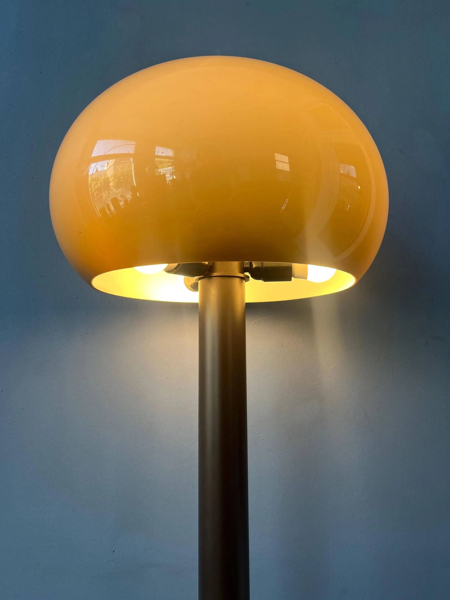 Vintage mushroom floor lamp in brown acrylic glass