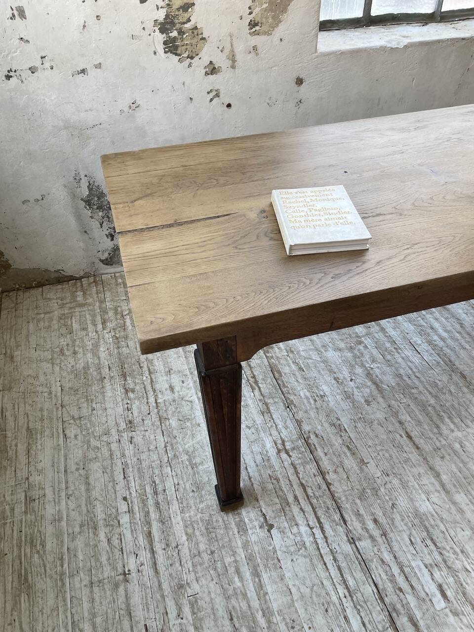 Solid oak farmhouse table 185cm