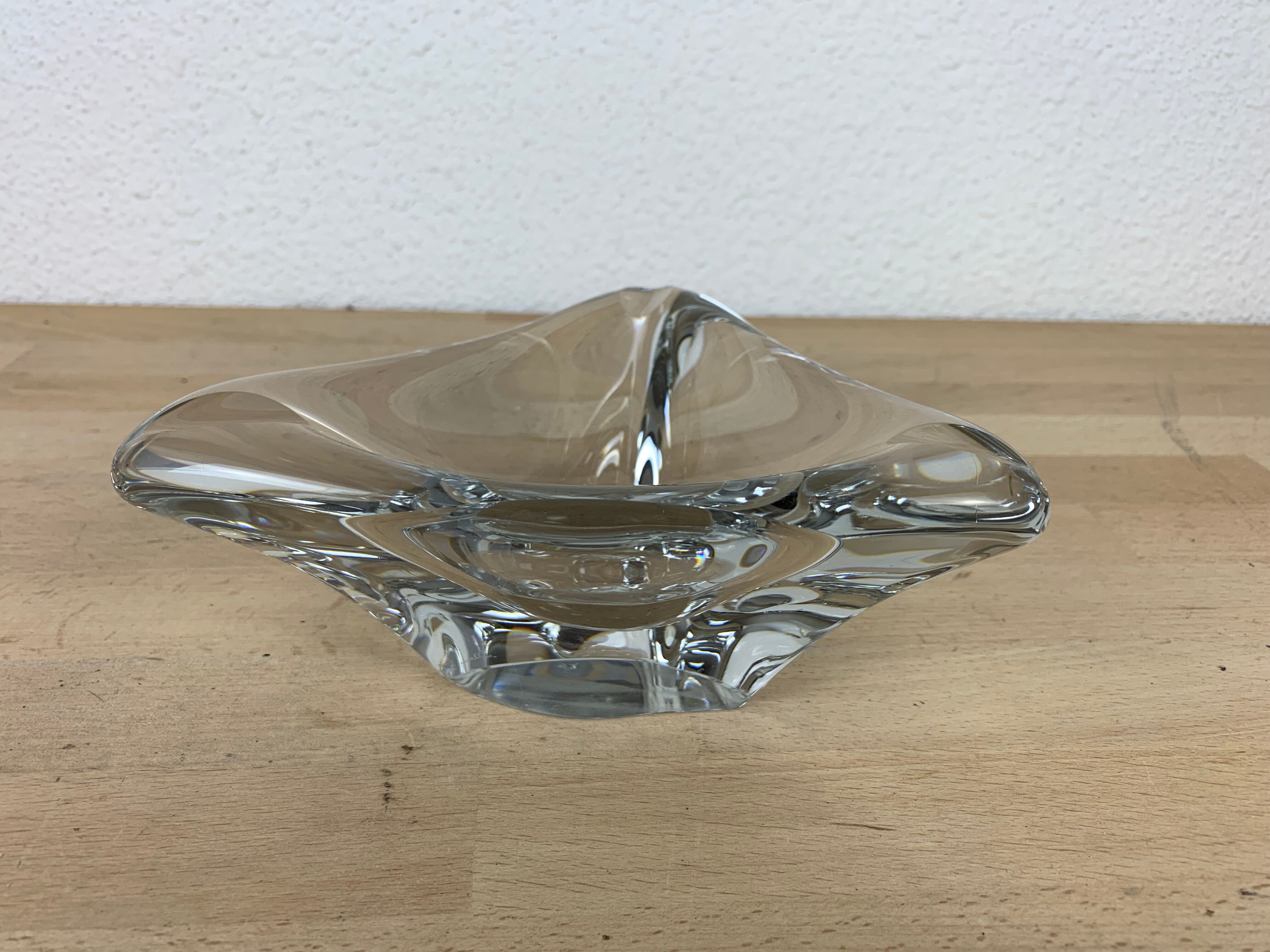 Empty ashtray trilobed crystal bag Daum