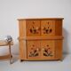 Buffet et table en bois pour poupée