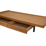 Lit en bois vintage avec tiroirs, Pays-Bas, 1960 design Lit de