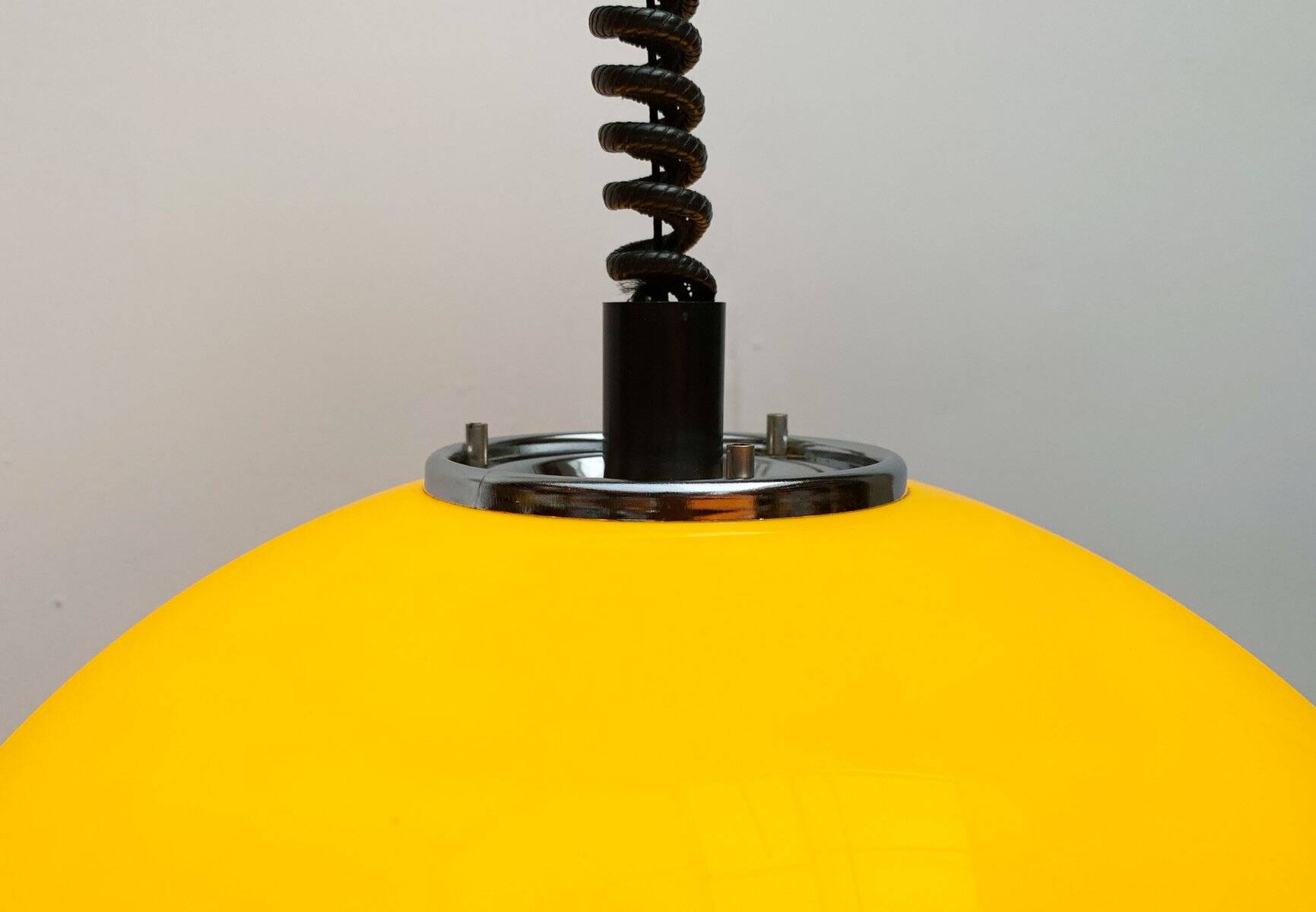 Italian pendant lamp Jolly in Space Age style from the mid-century by Luigi Massoni for Guzzini, 1960s.