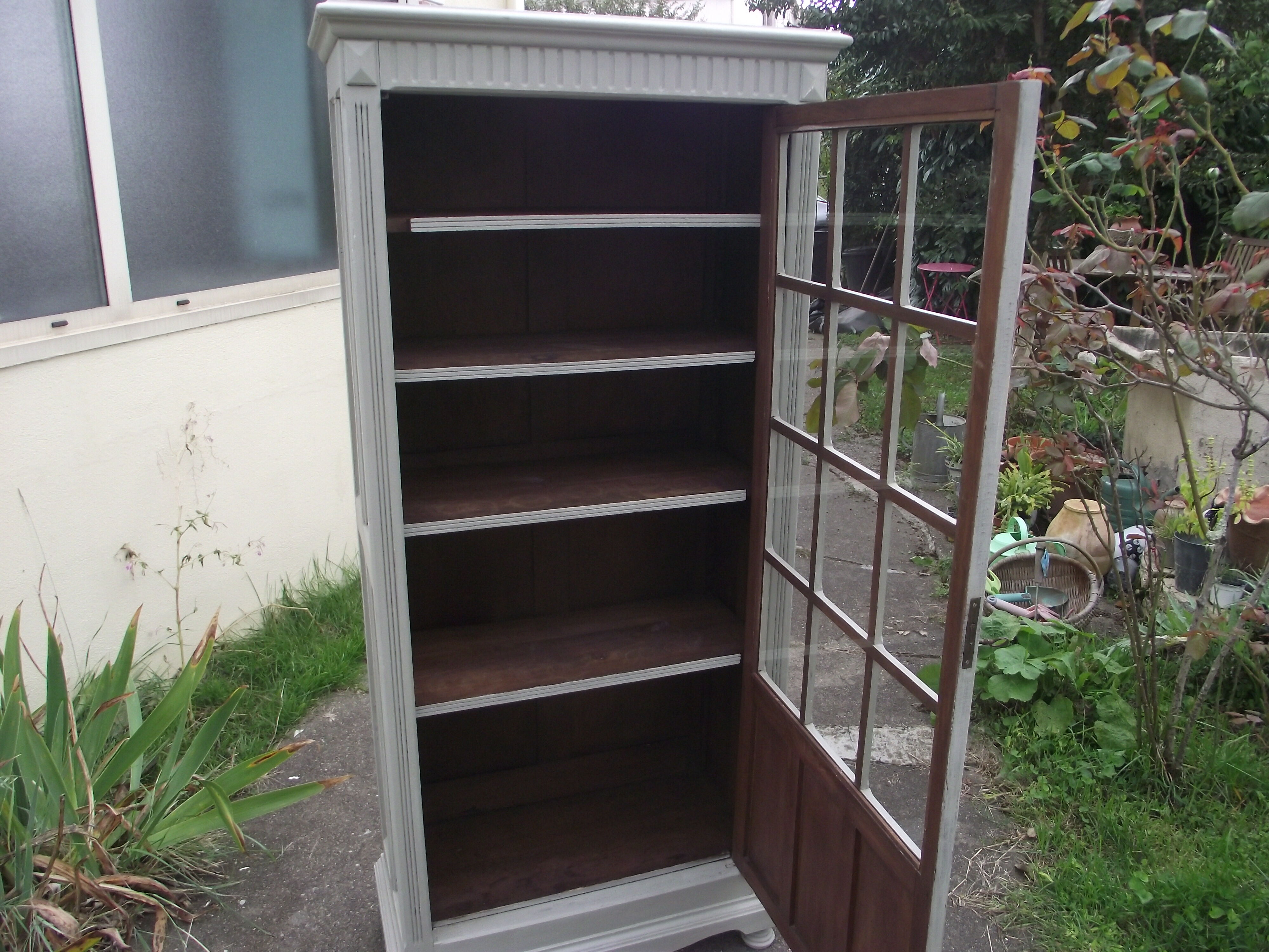 Parisian glazed wardrobe