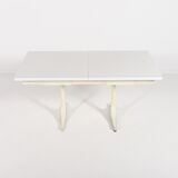 Extendable table from the 1950s