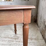 Turned leg cherry table 160cm