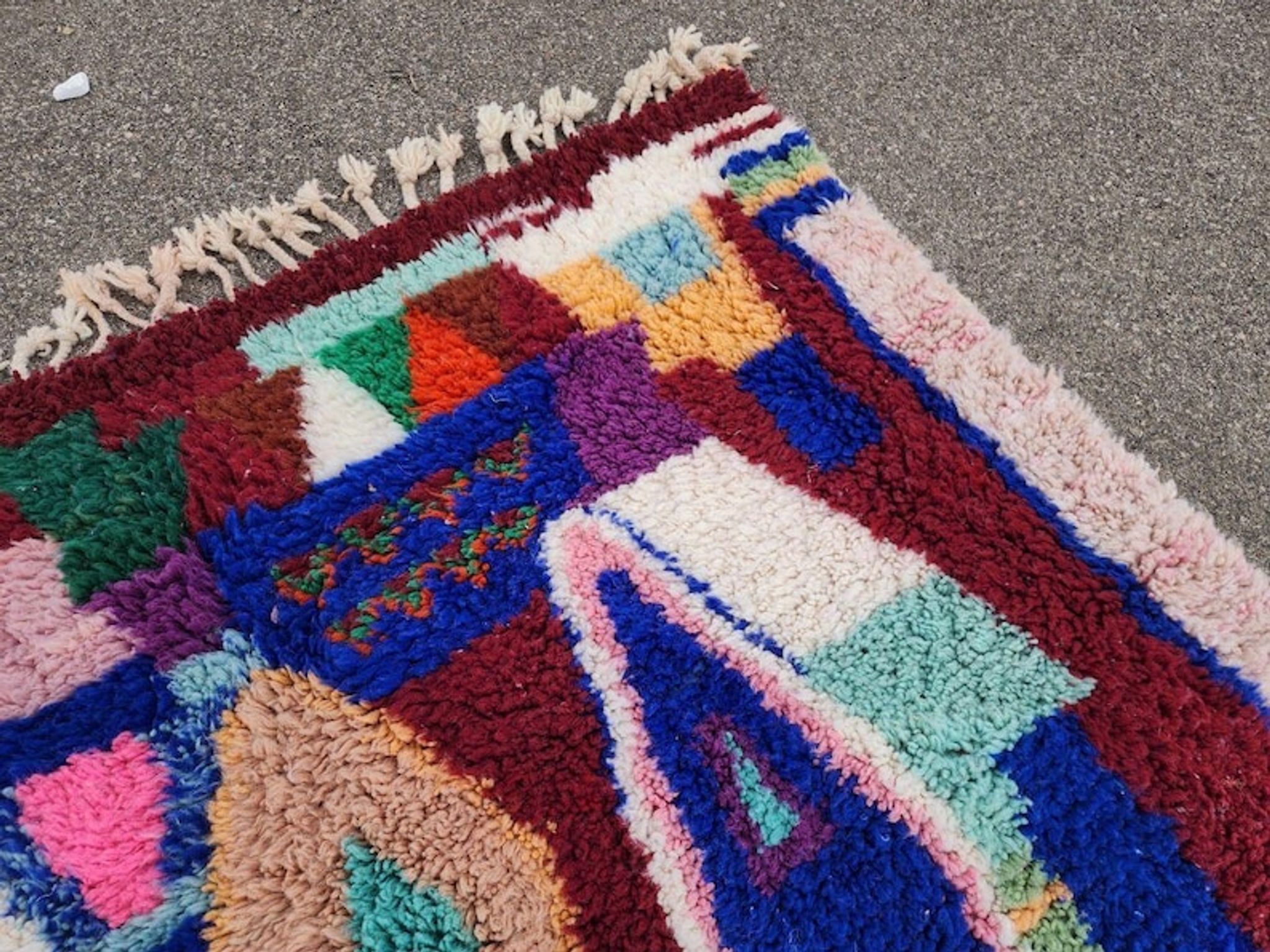 Grand tapis berbère marocain multicolore 350x200 cm – motifs géométriques