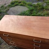 Antique chest of drawers