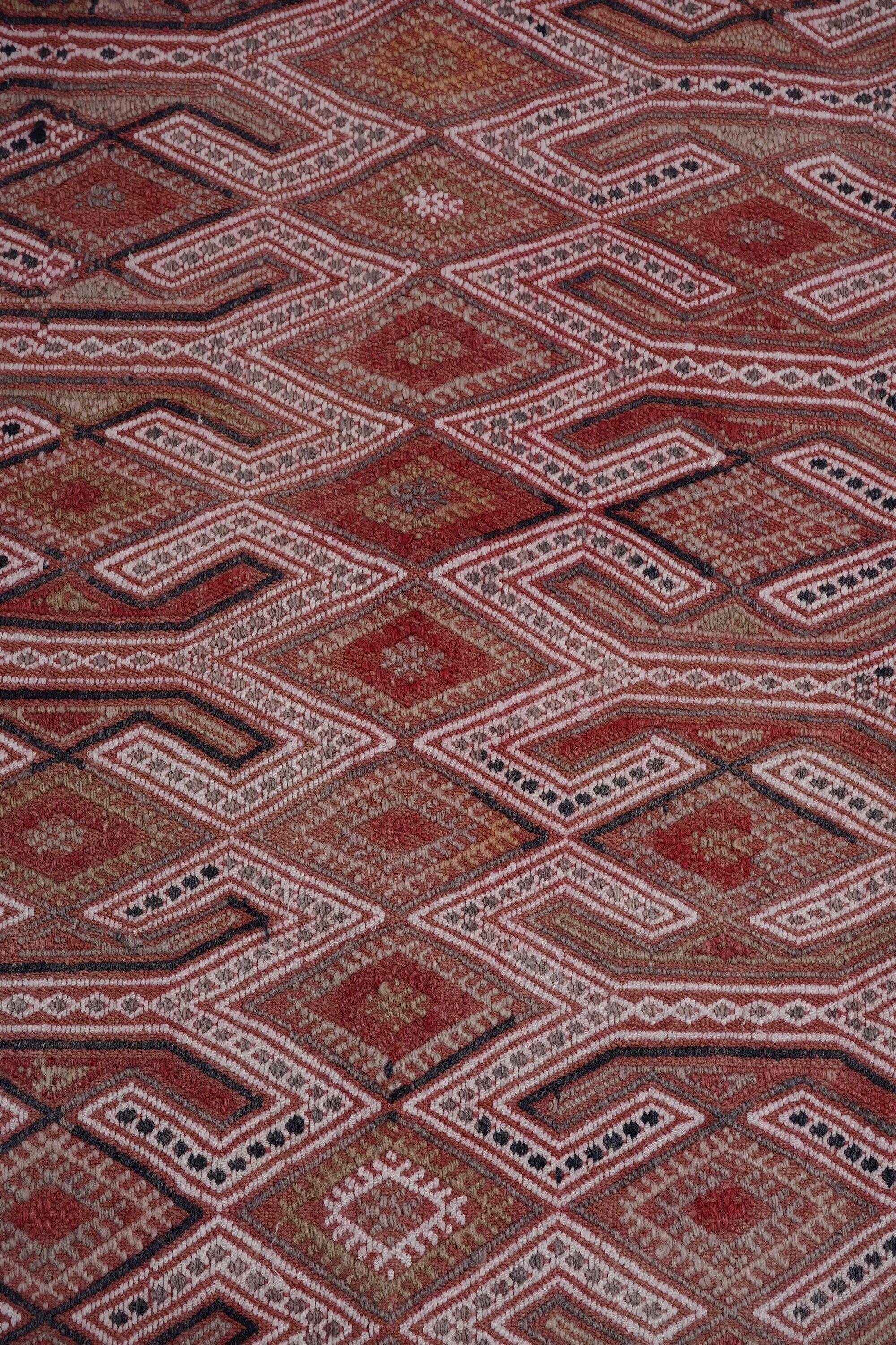 Vintage Turkish kilim, handwoven, 160x235 cm.