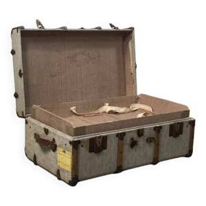 ancienne malle vintage