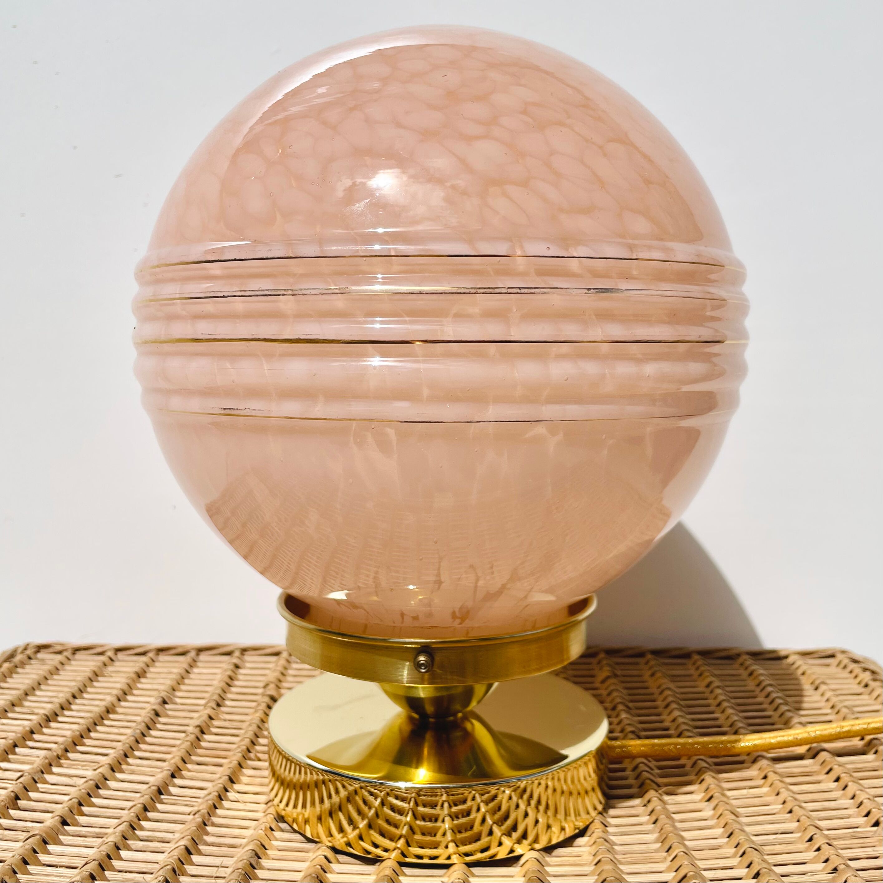 Pink Clichy glass lamp