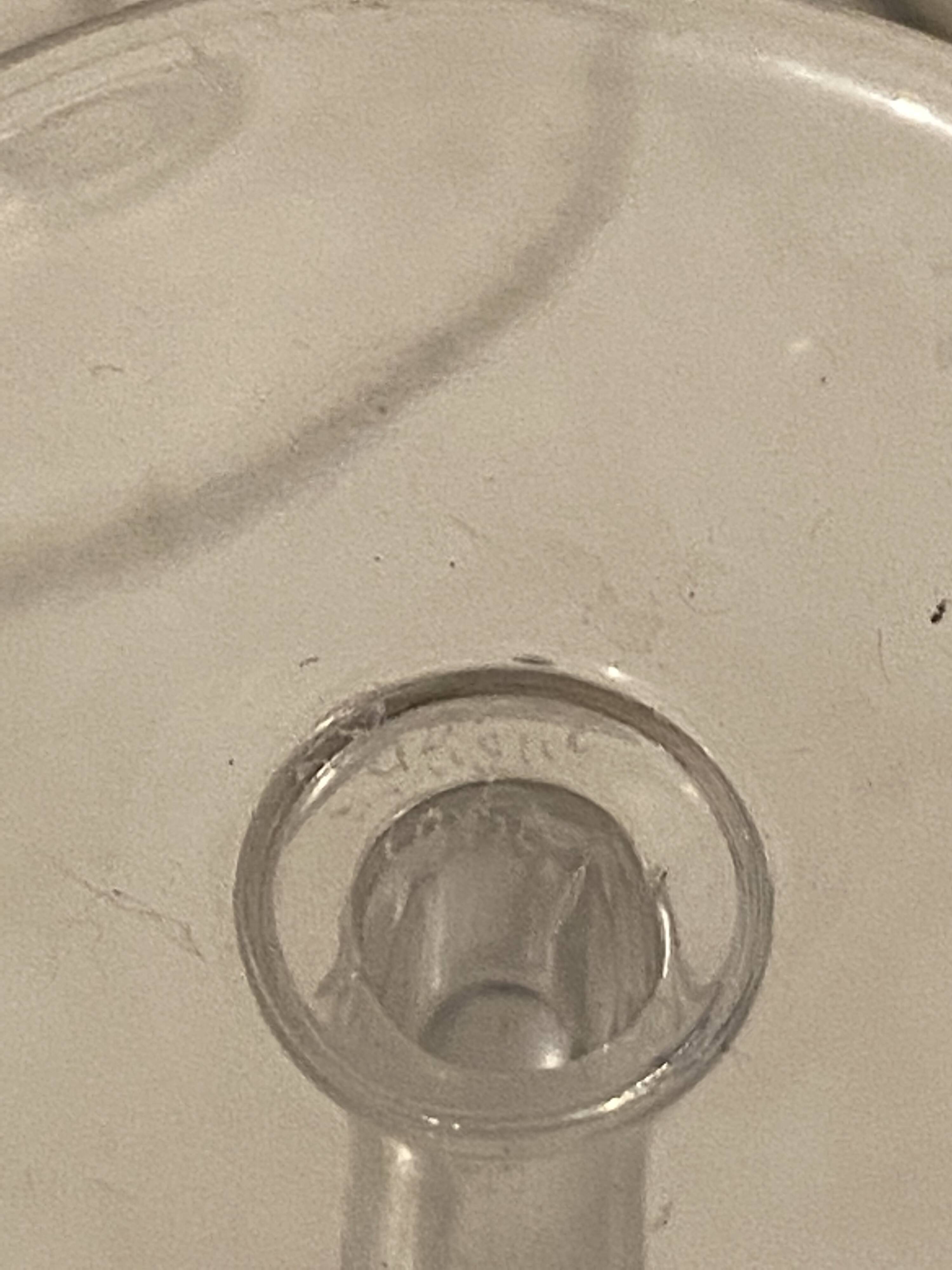 Two champagne flutes in Lalique Crystal