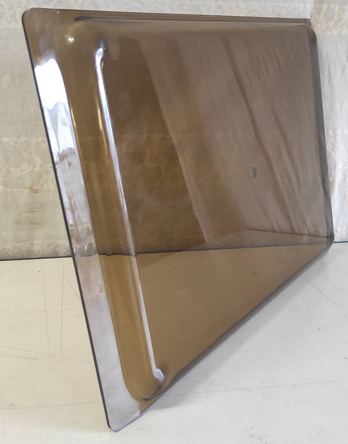 Serving tray in smoked plexiglass - 1970s