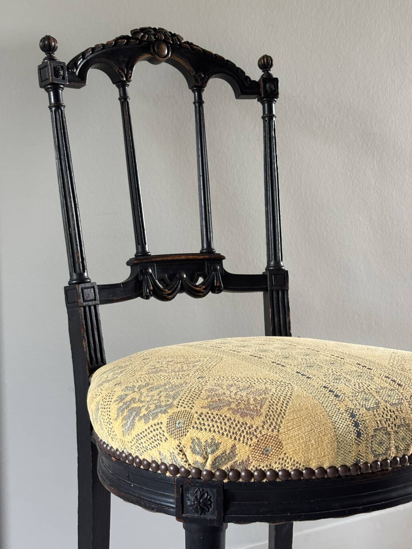 Napoleon III chair