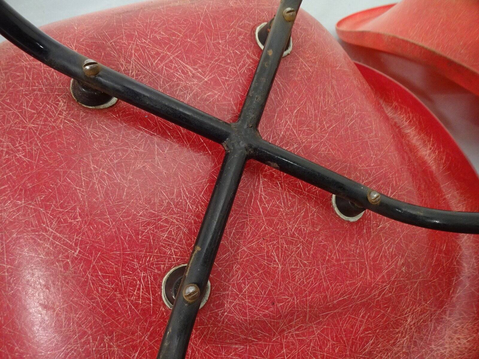 Set of French Fiberglass Side Chairs, 1960s