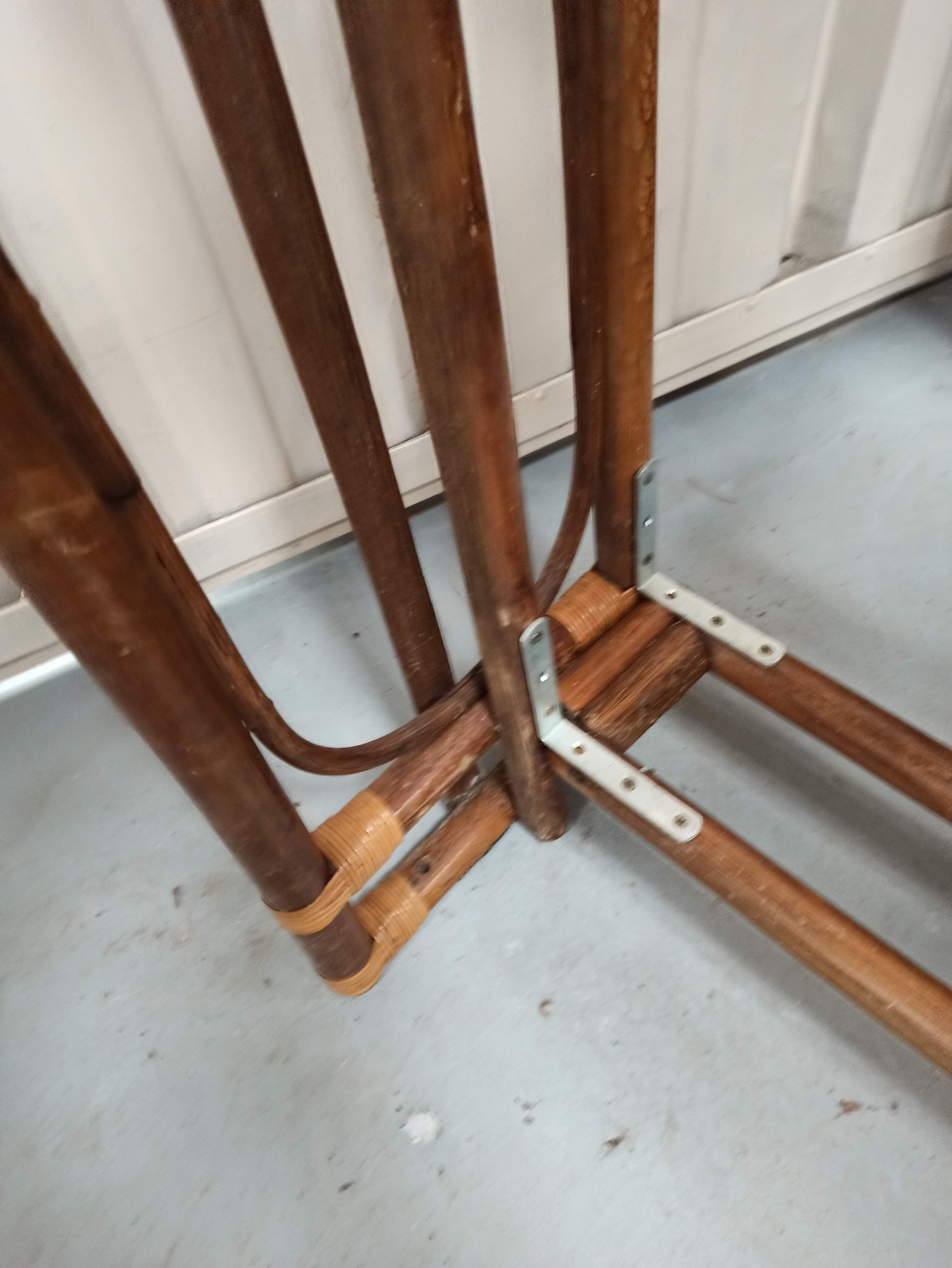 Rattan bamboo bed for one person