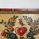 Plateau russe peint en relief
