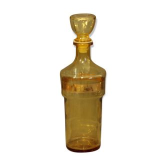 Carafe jaune et dorée