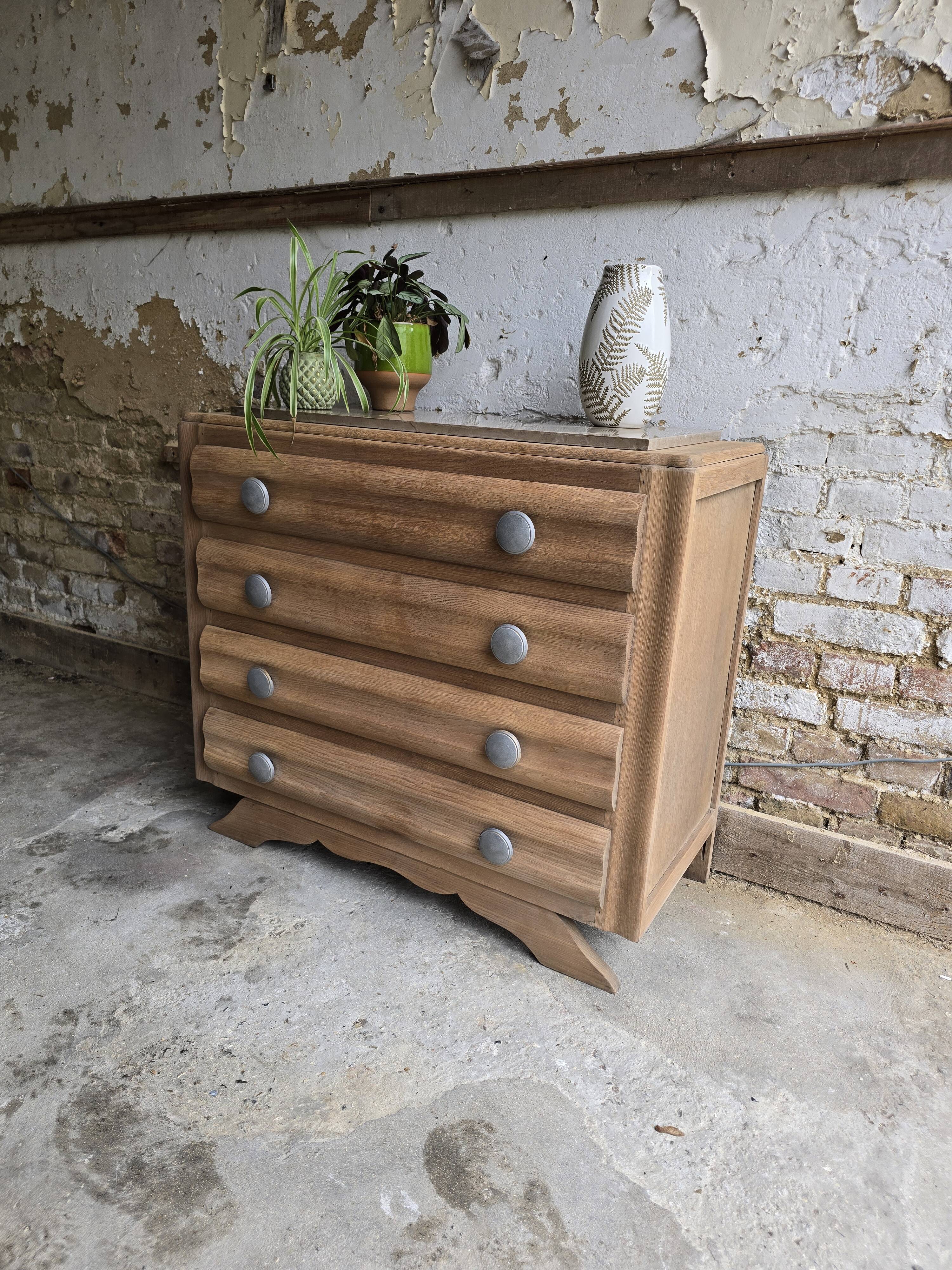 Art Deco chest of drawers