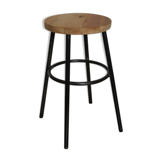 Metal stool