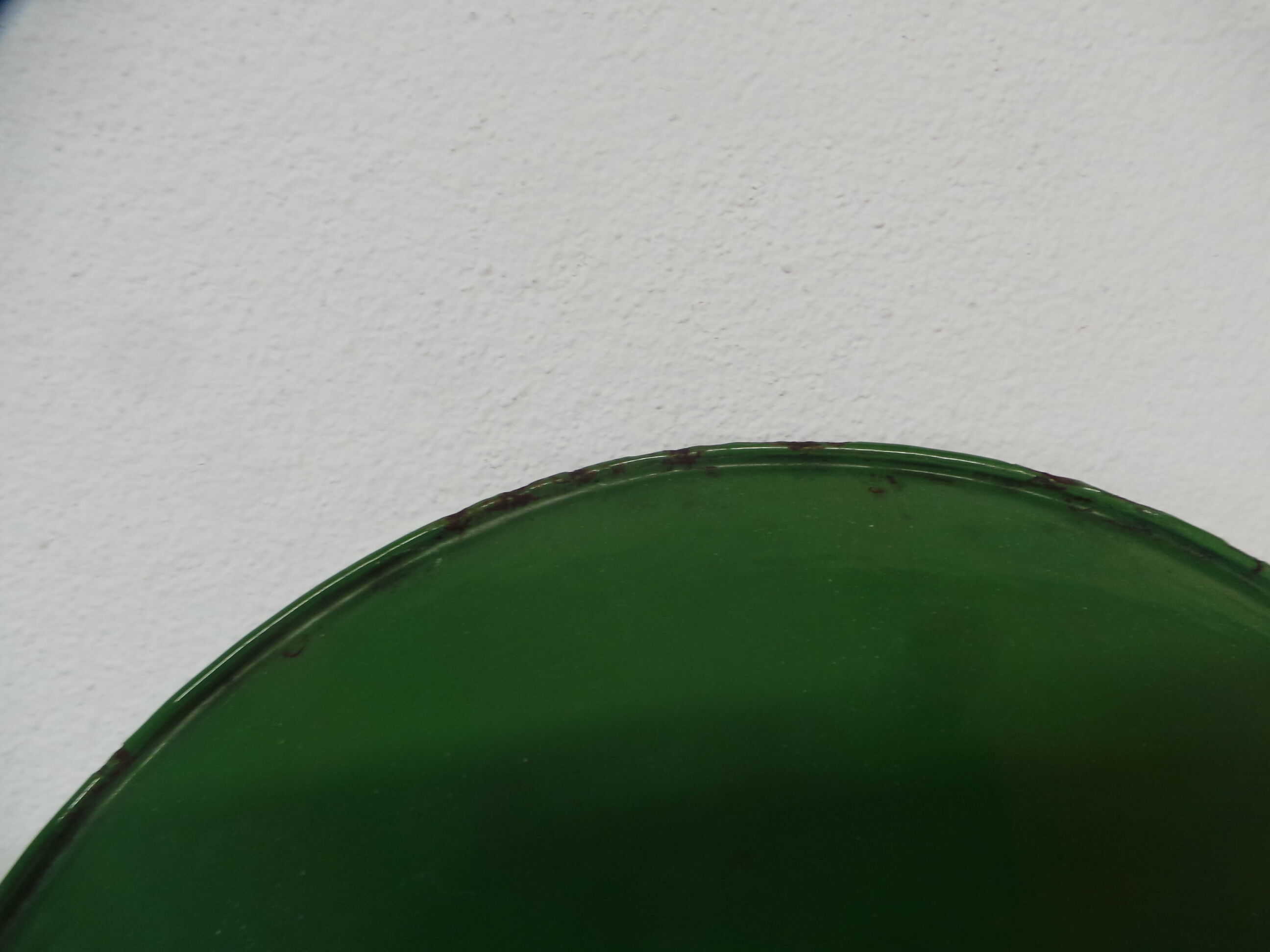Enamelled tole shade
