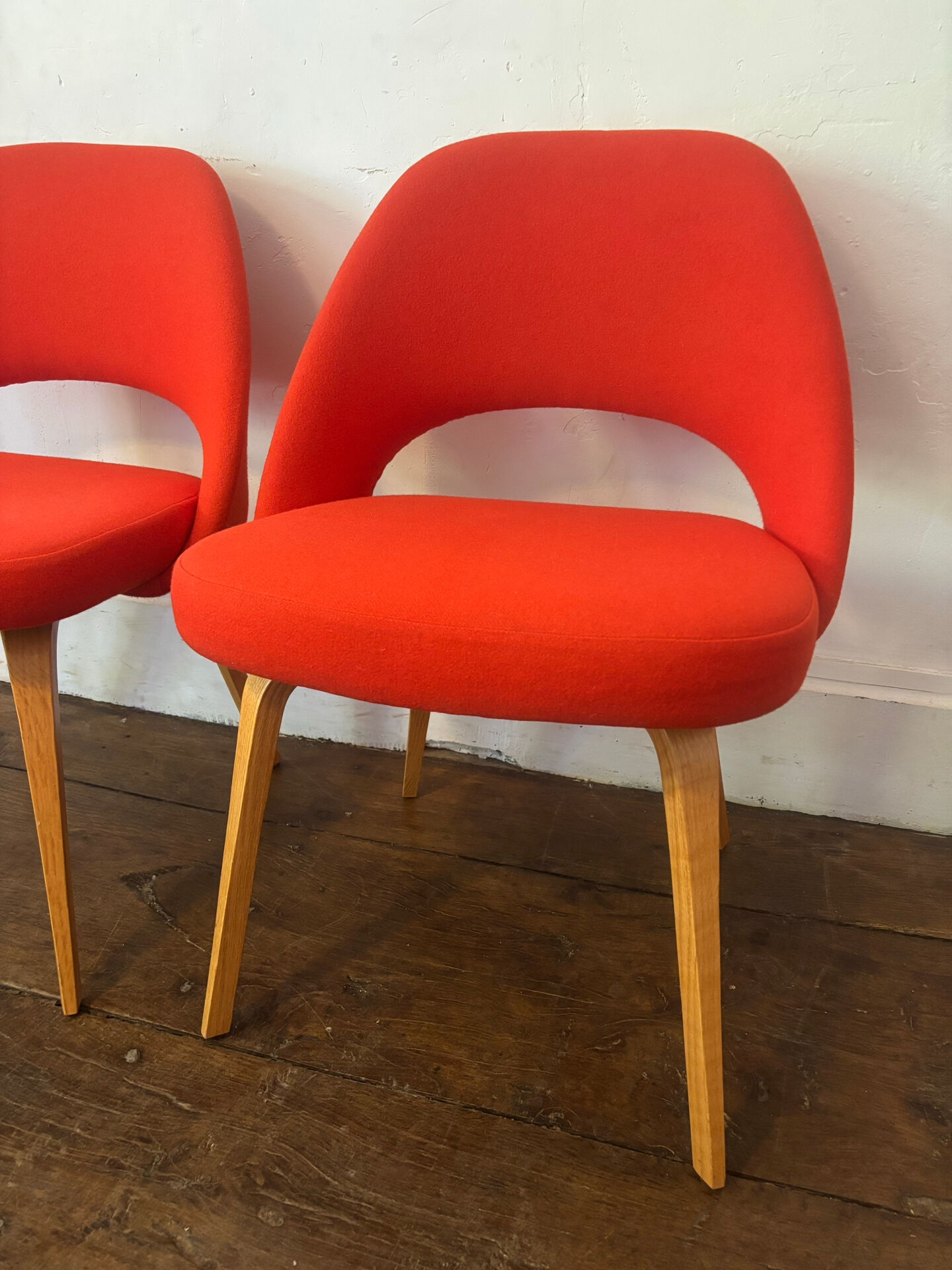 2 chaises Conférence par Eero Saarinen
