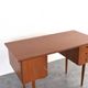 Bureau en teck danois des années 1960.