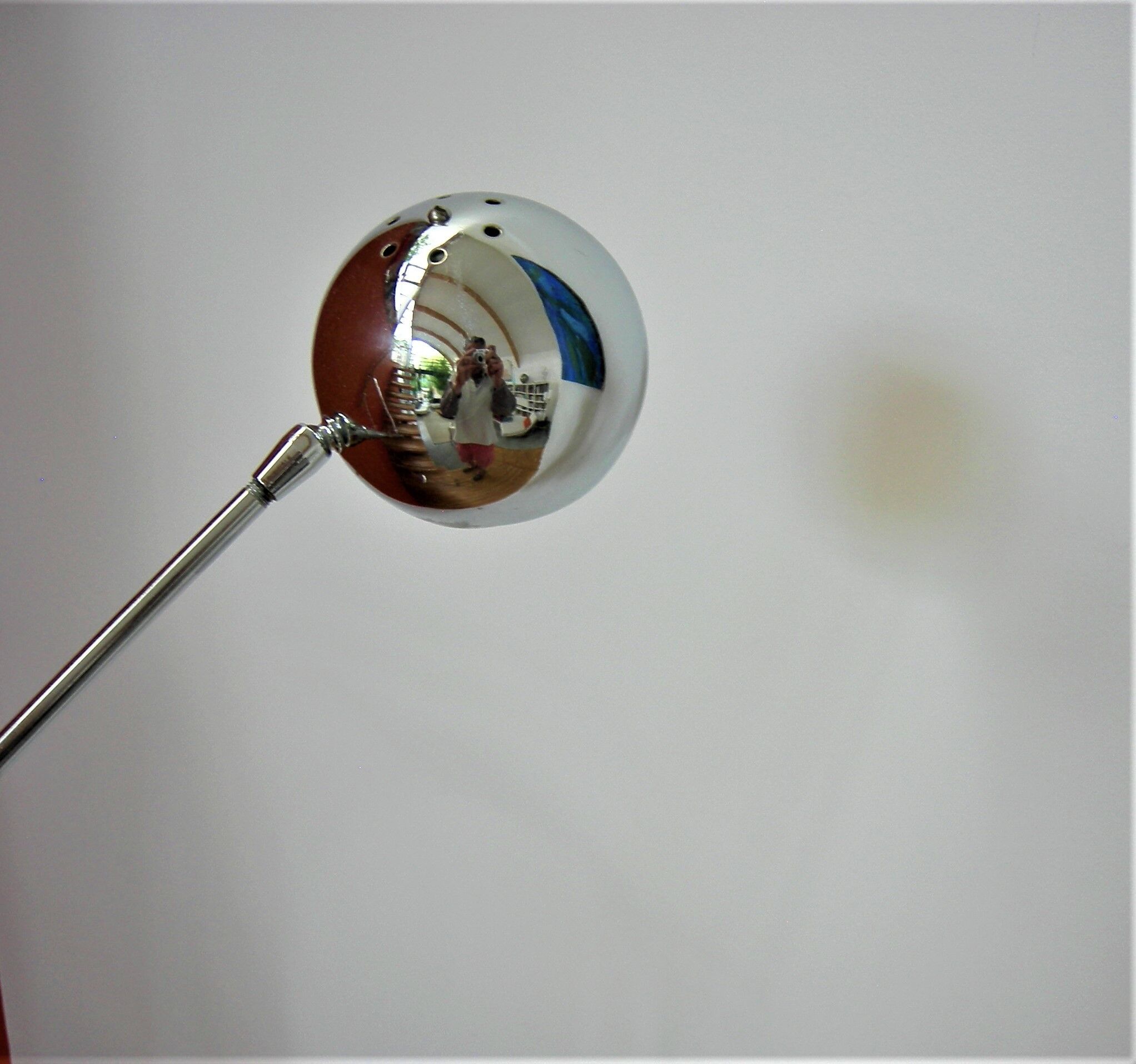 Robert Sonneman's Orbiter lamppost