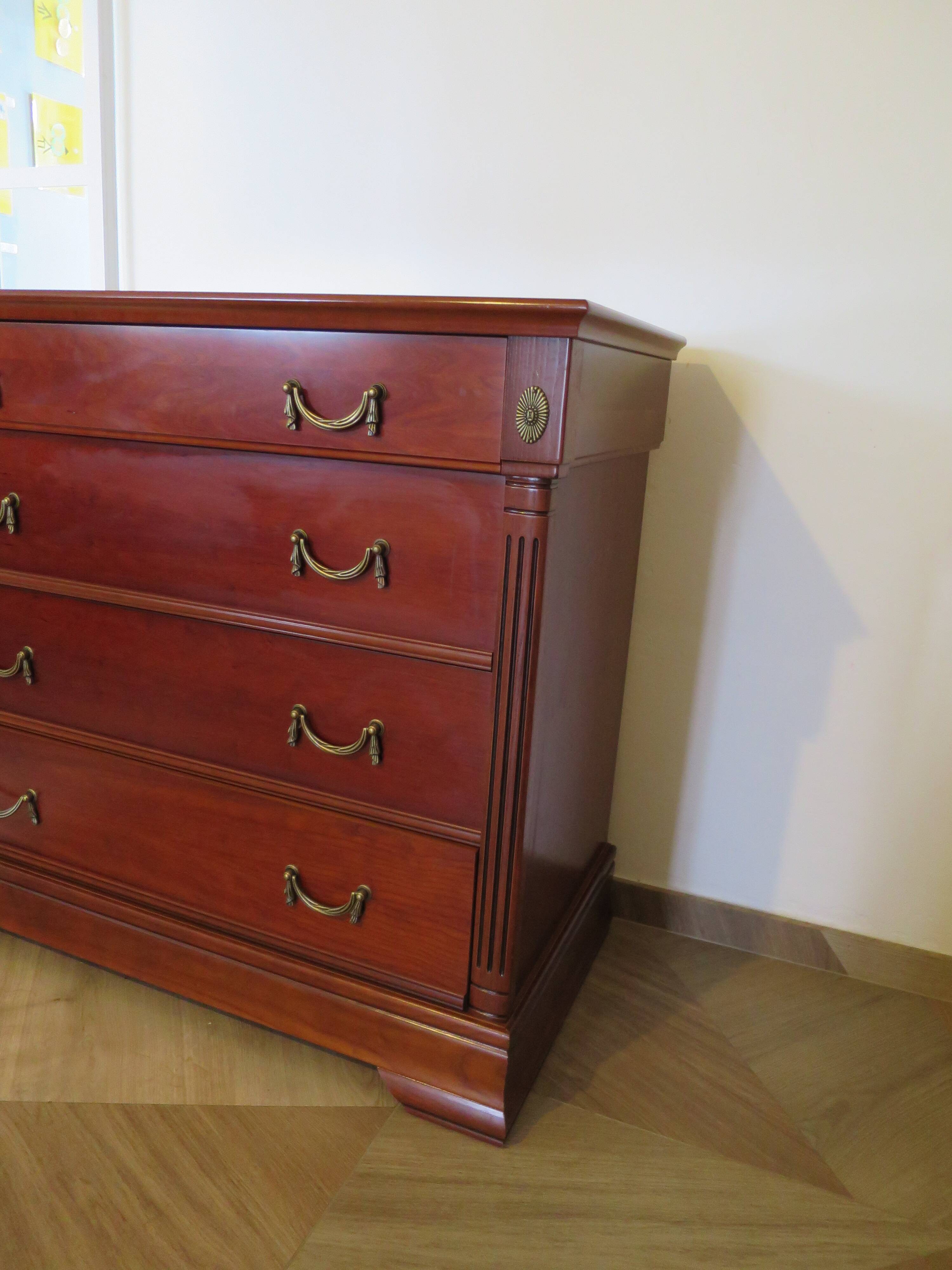 Commode 4 tiroirs – Teinte merisier – Imitation Style Empire – Années 80