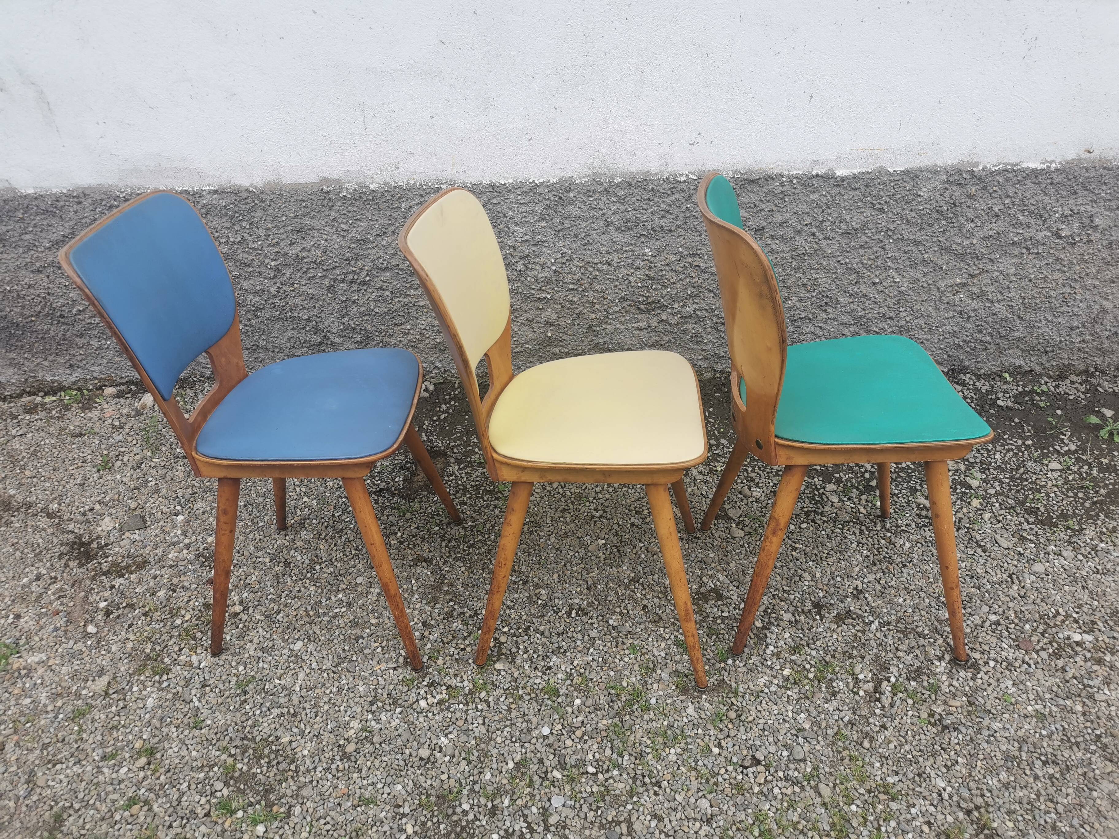 Trois chaises vintage de couleur année 50