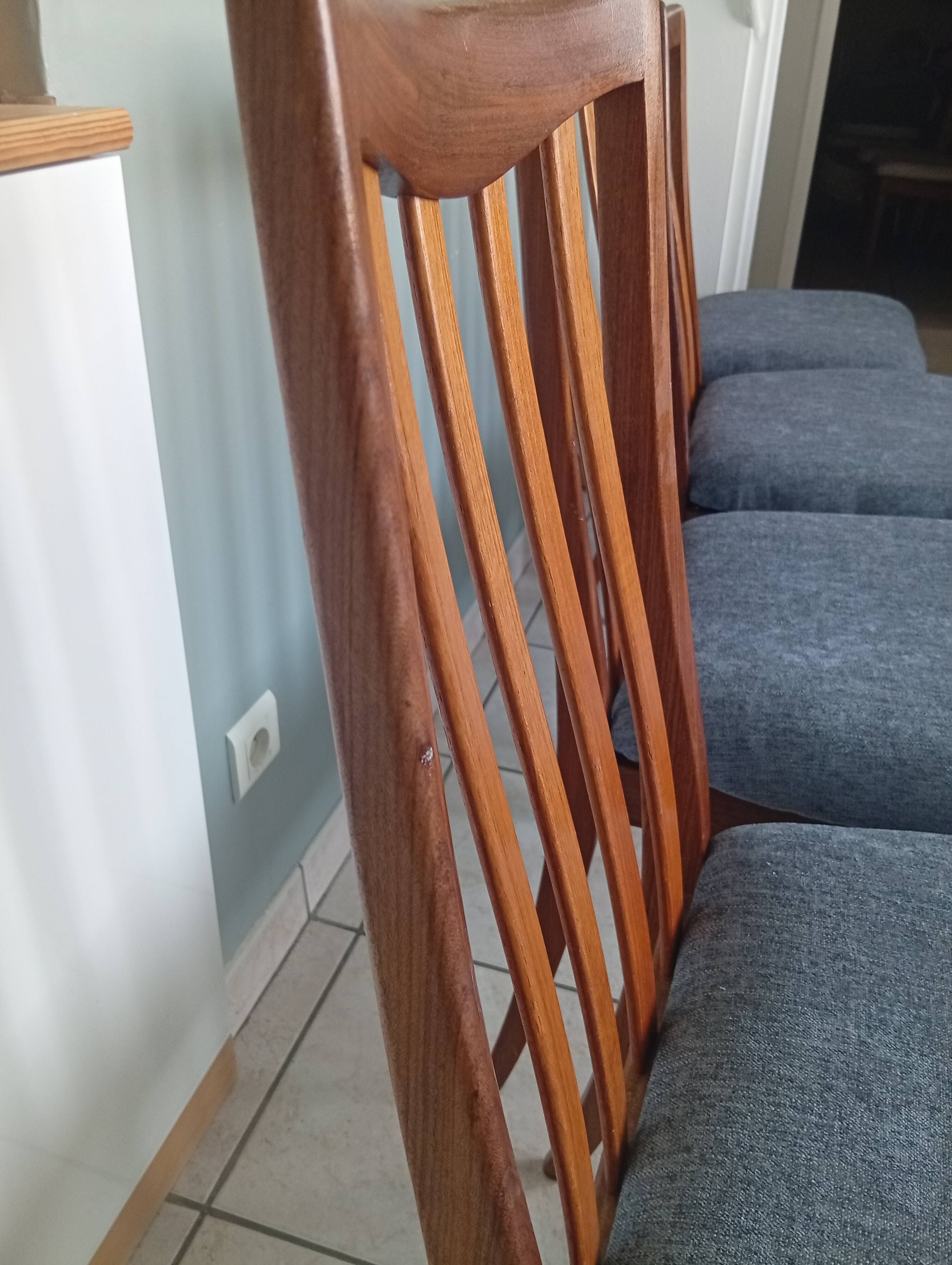 Lot of 6 Gplan teak wood armchairs vintage 1970s dining room scan.