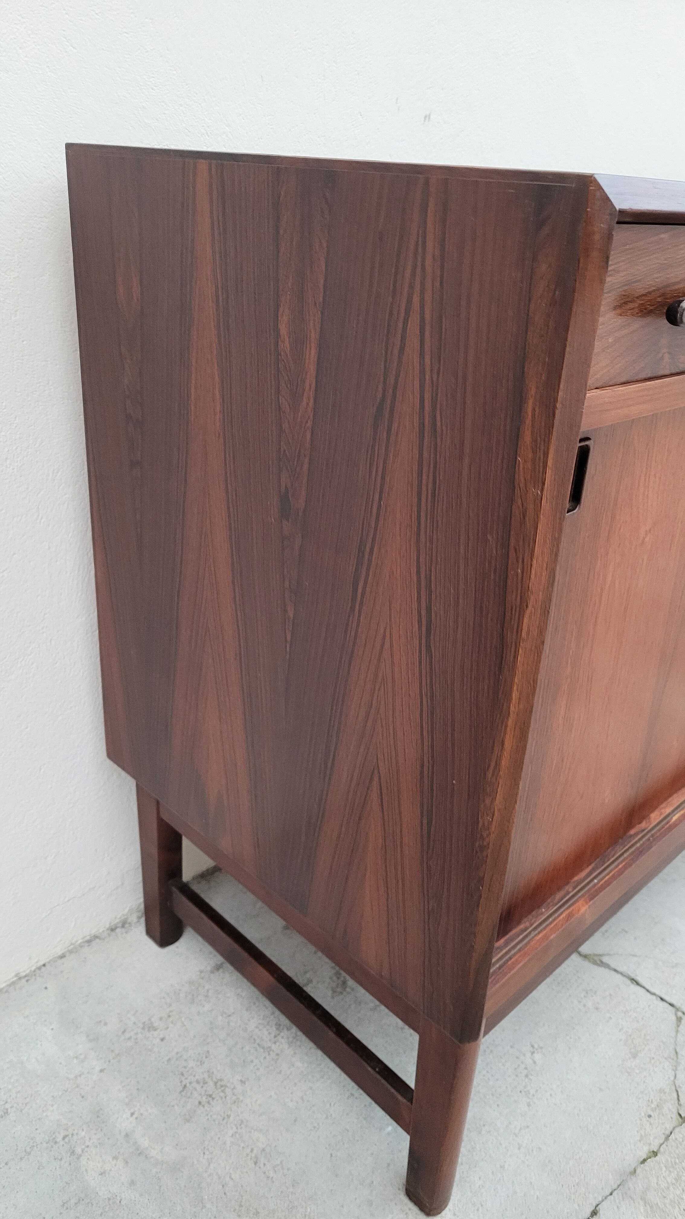 Danish sideboard stamped Bordum and Nielsen in Rio rosewood
