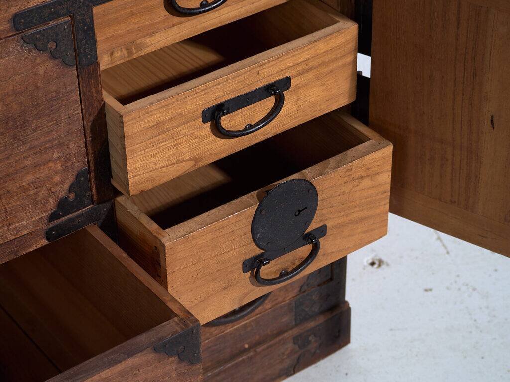 Original Japanese Tansu chest, Edo/Meiji period (circa 1850-1890) #39