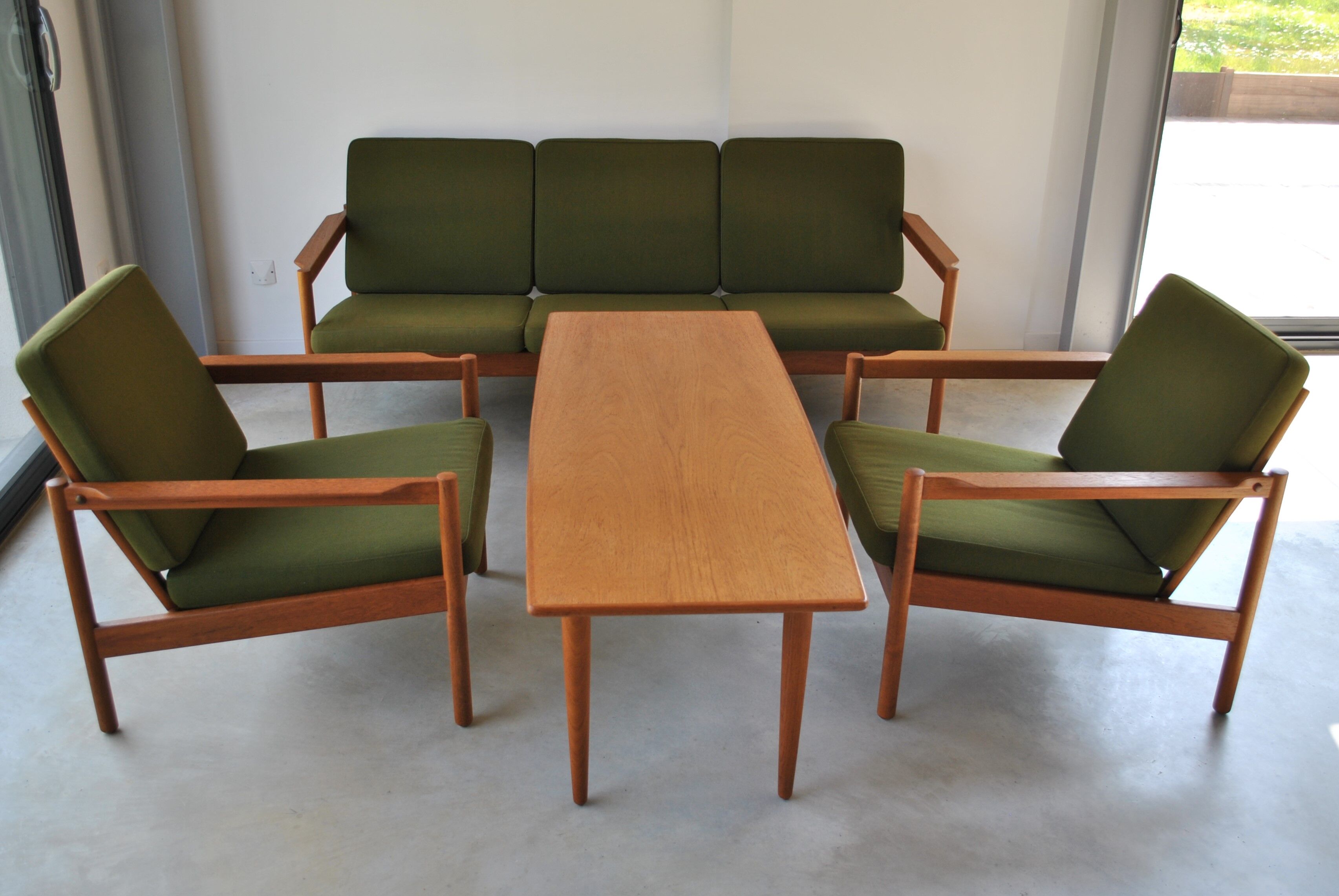 Danish sofa by Kai Kristiansen by Magnus Olesen for Domus Danica year 60