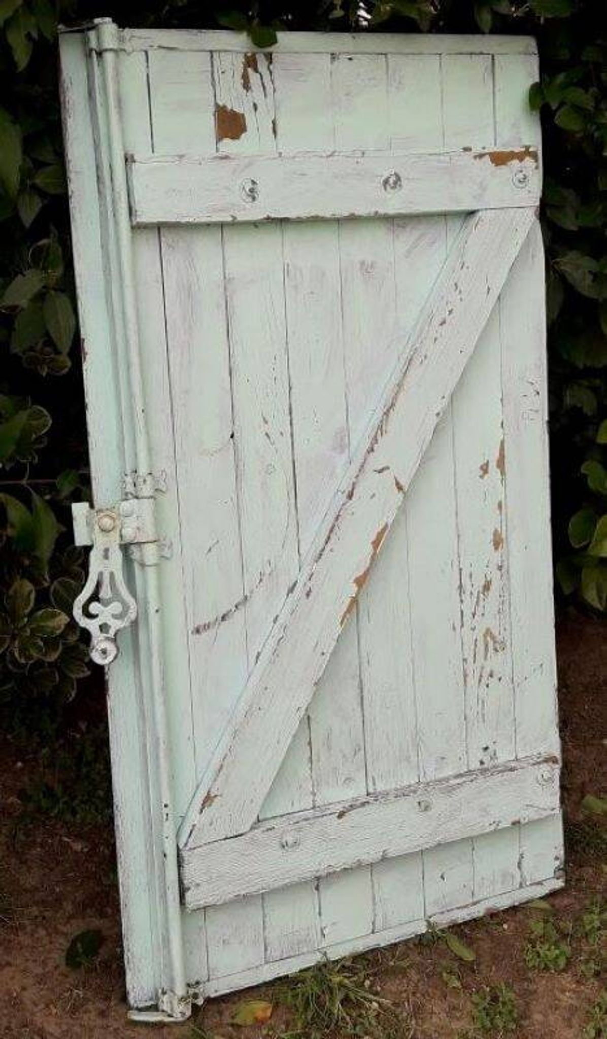 Volet ancien en bois