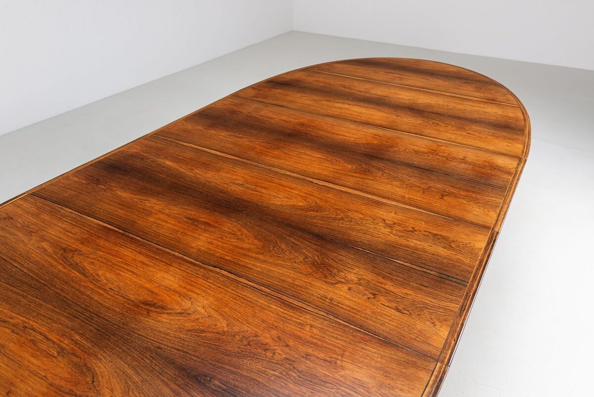 Arne Vodder oval dining table model 212 in rosewood Sibast Denmark 1960