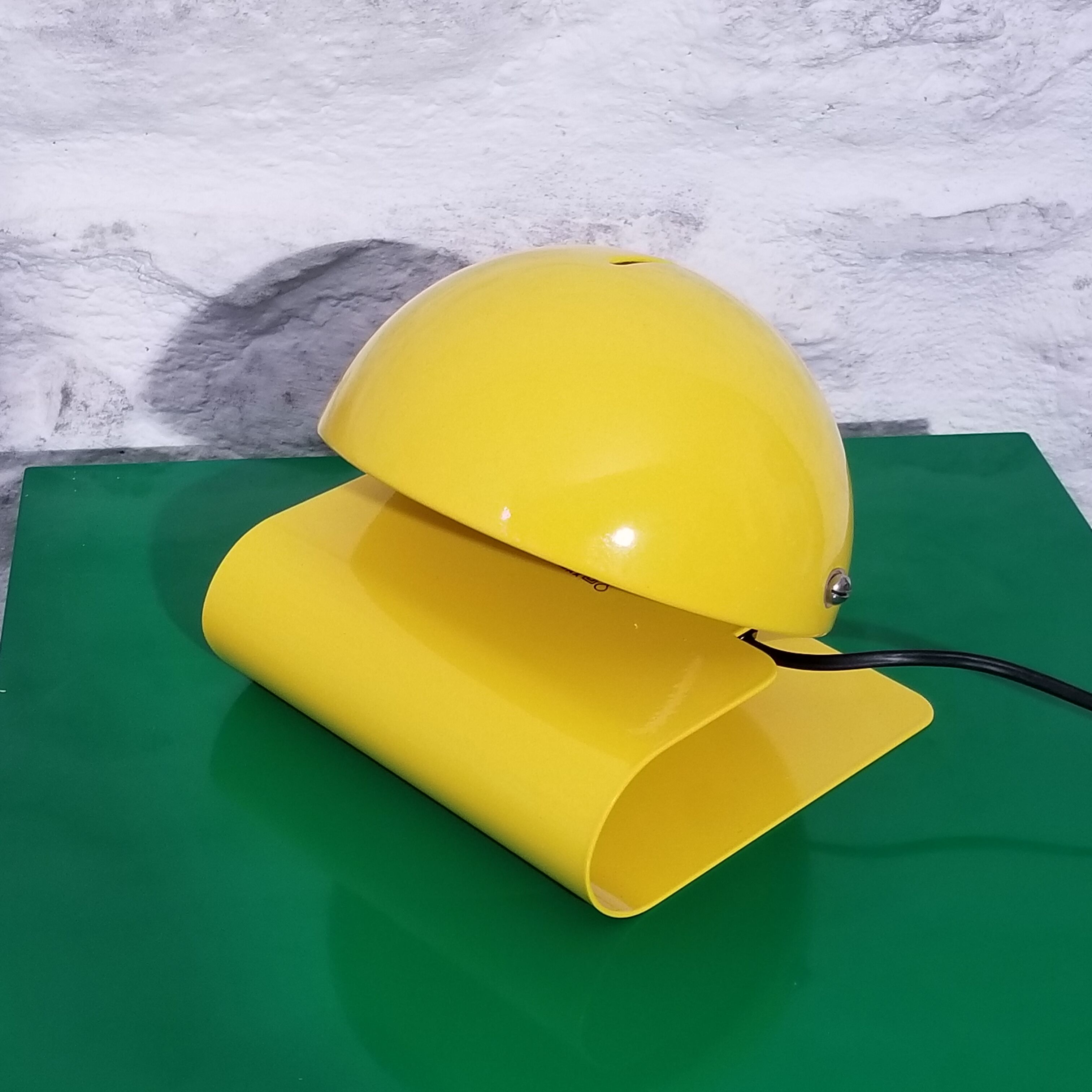 Table lamp by Giuseppe Cormio for Guzzini