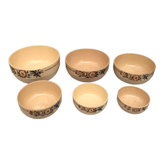 Set of 6 stackable salad bowls with foral pattern from the 50s/60s