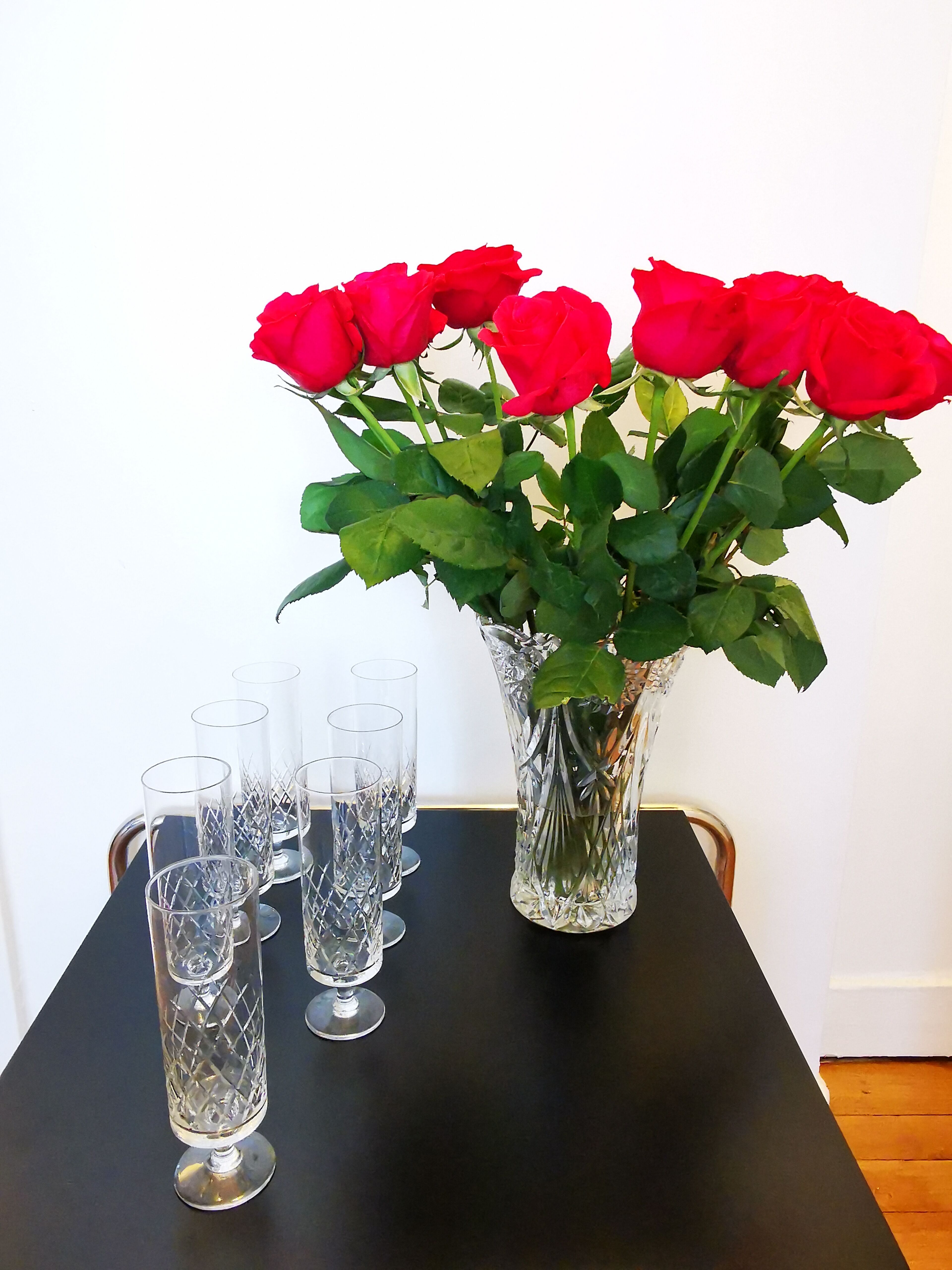 Lot of crystal champagne flutes