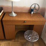 Hairdresser's office of the 1950s