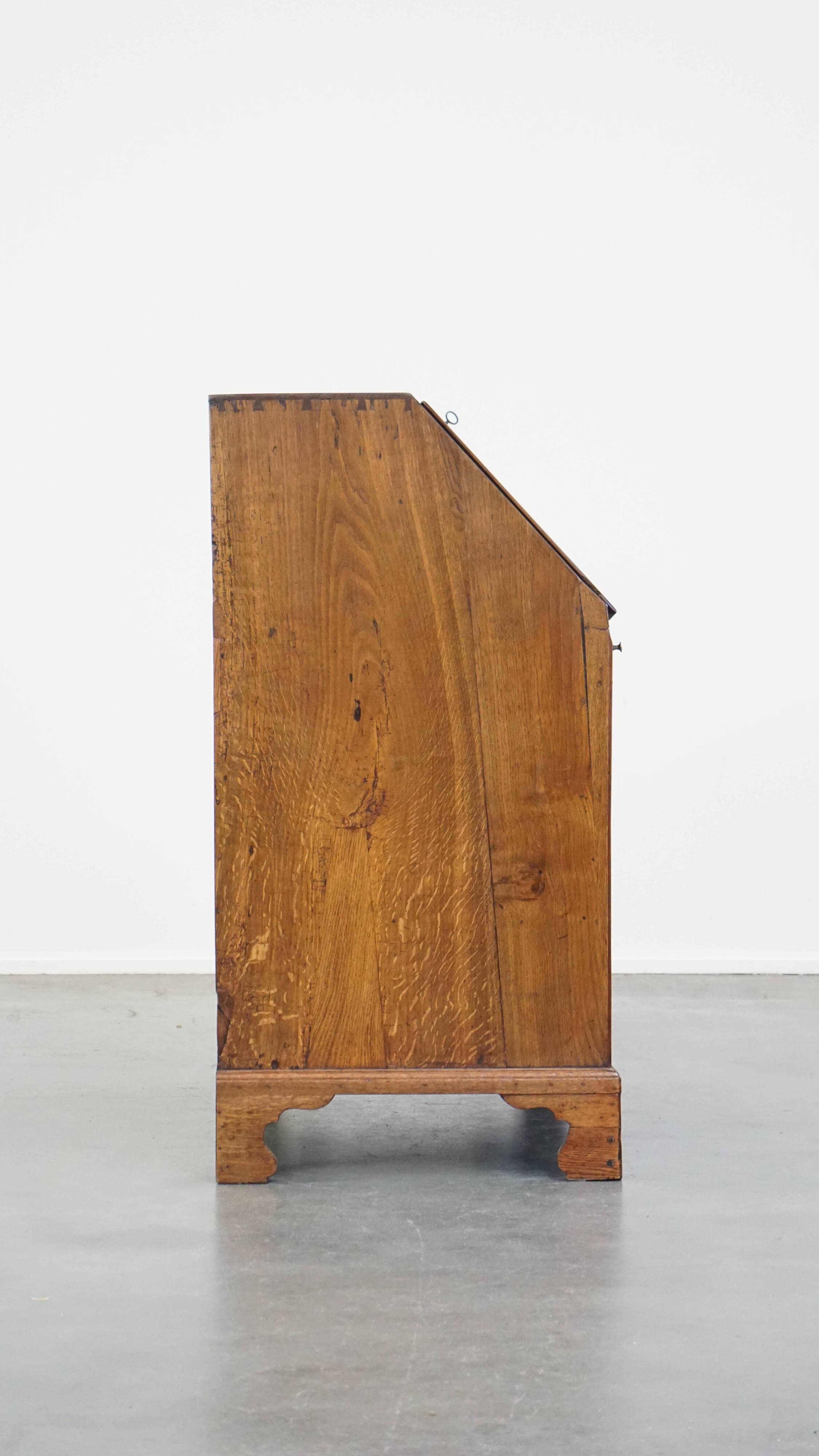 Antique English oak secretaire late 18th/early 19th century with stepped interior and working locks