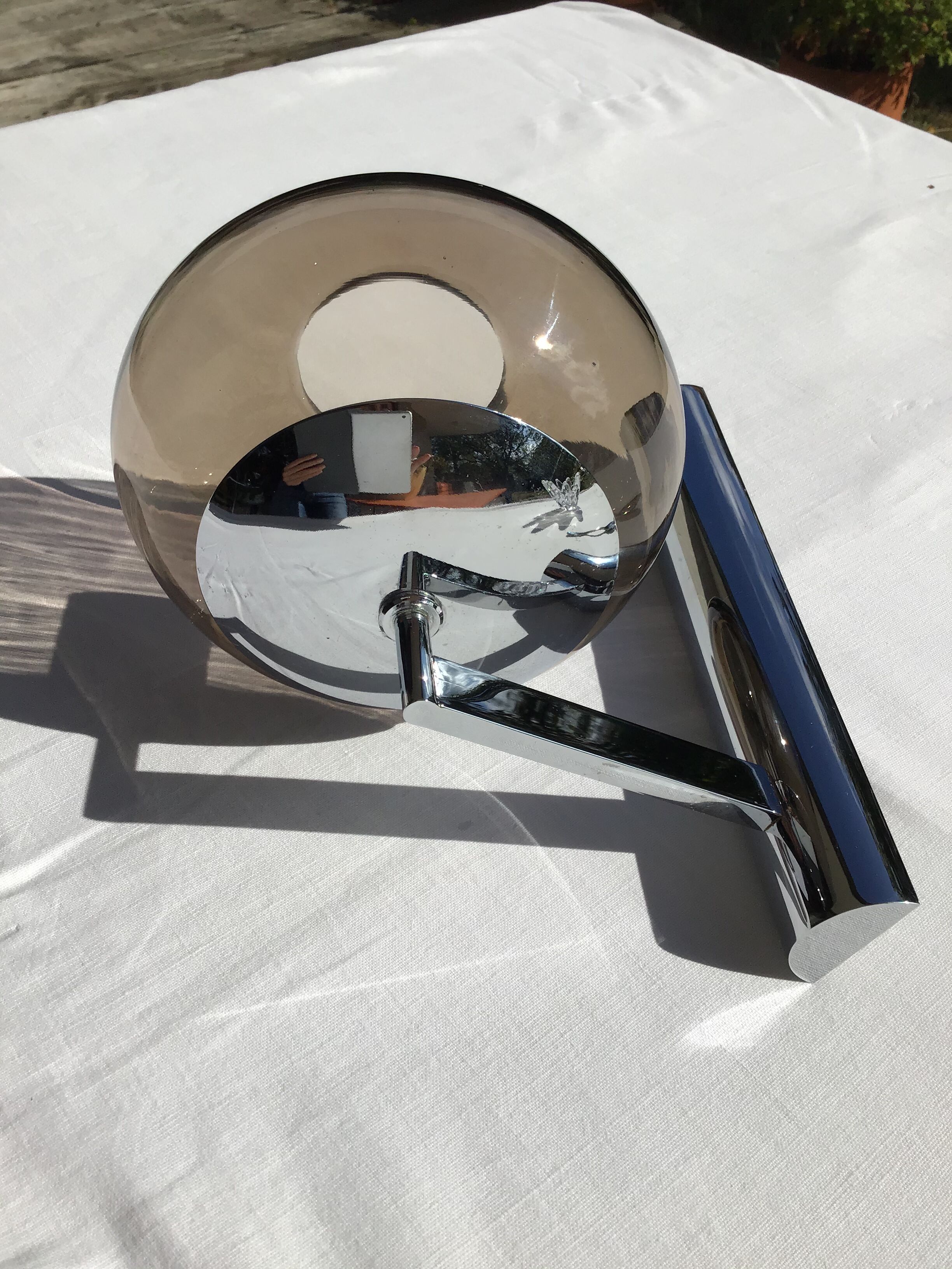 Sciolari smoked globe sconce 1970