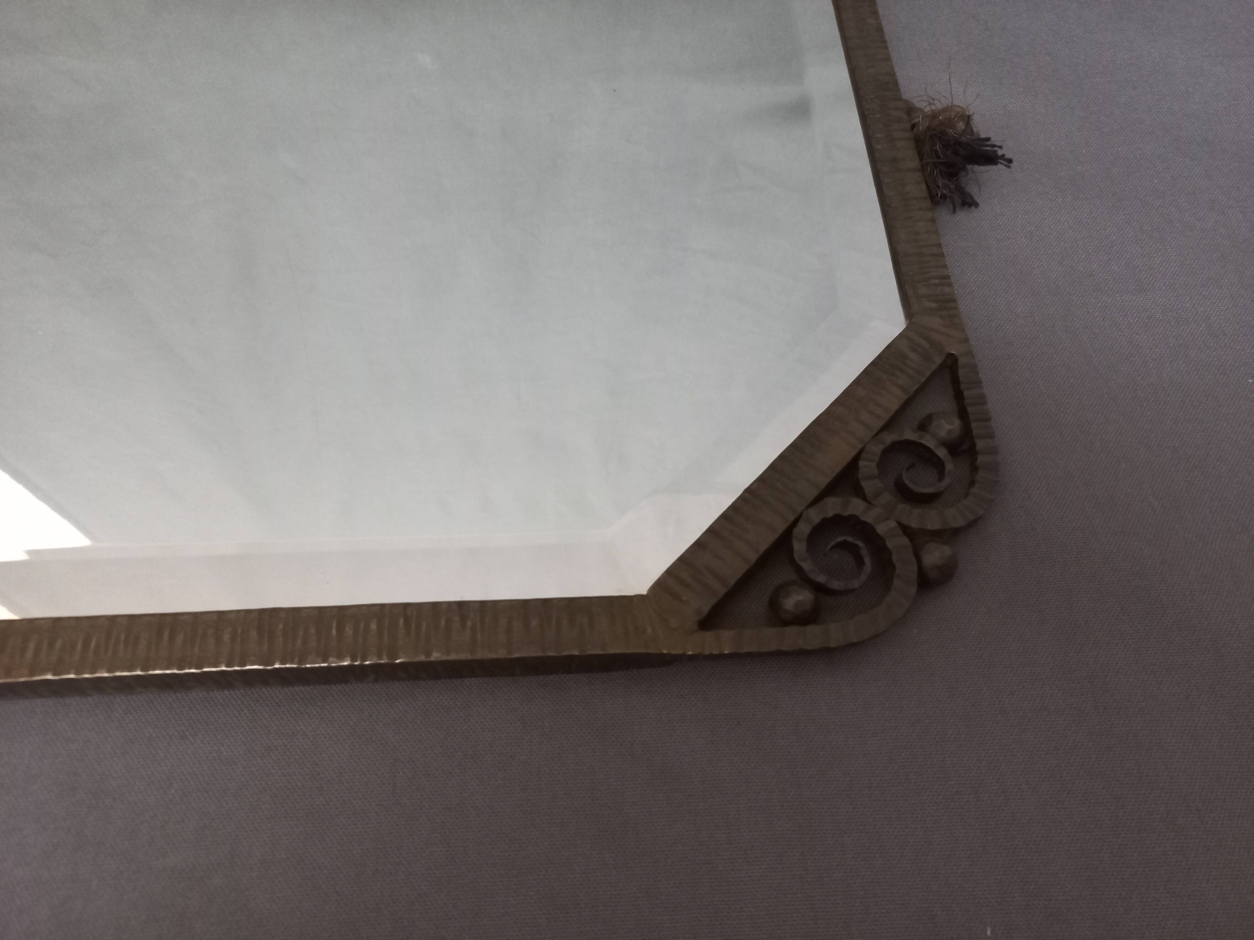 Art Deco mirror 1930 in beaten iron