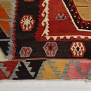 %100 Wool Turkish Vintage Kilim Rug, Mid Century Modern, 183x324 Cm