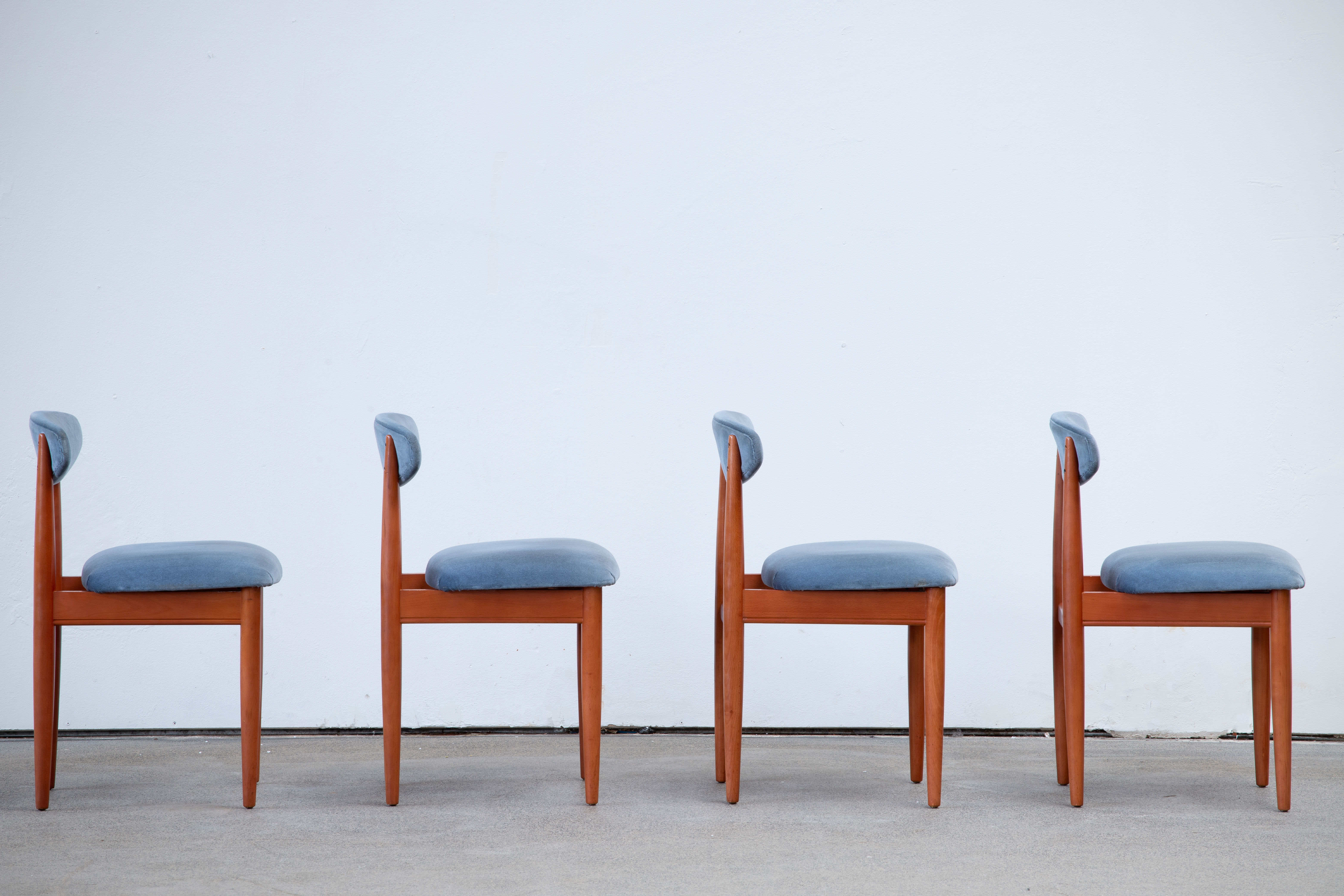 1960 Scandinavian Vintage Chair Series