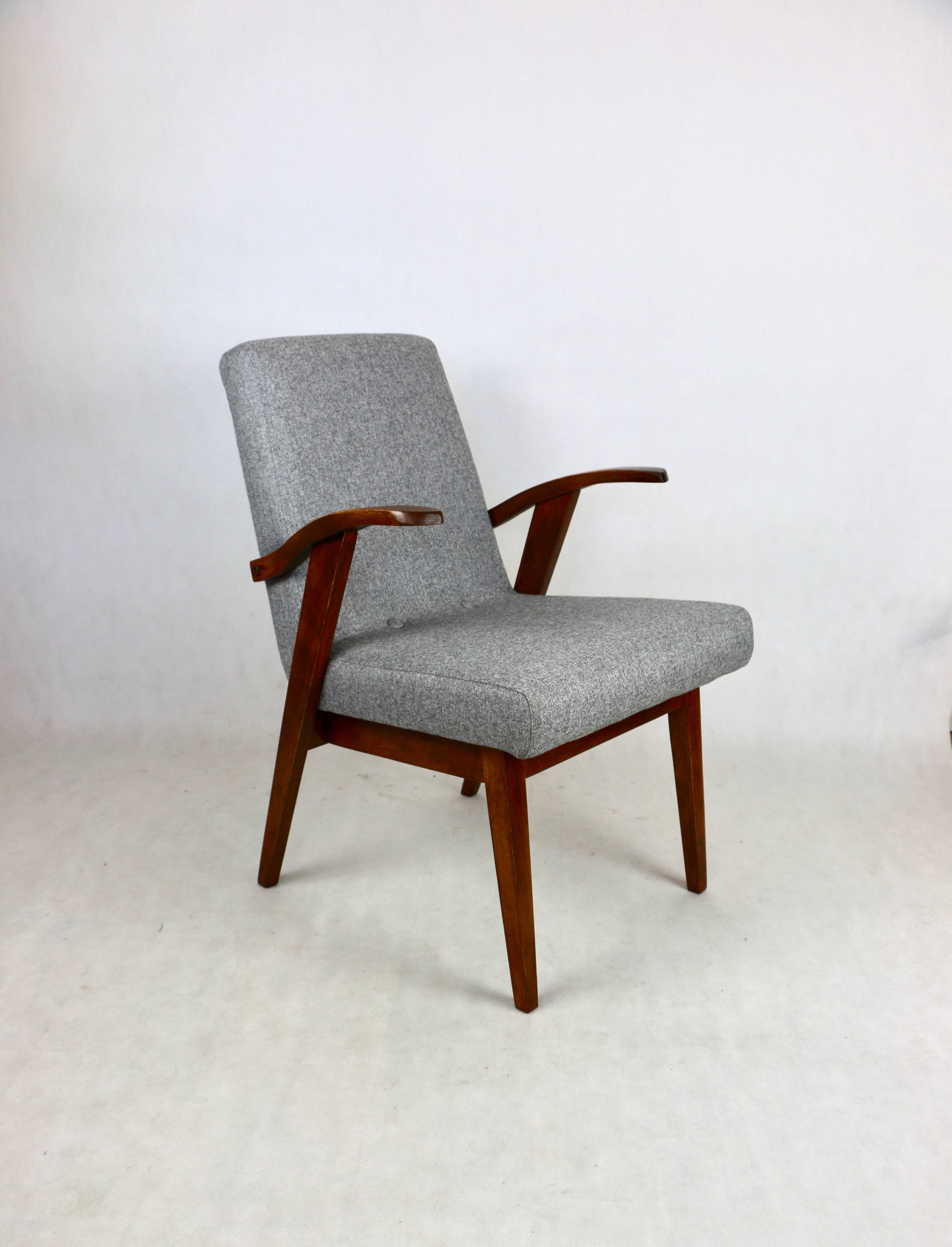 Set of  vintage armchairs chairs 300-123, design by M. Puchała - grey herringbone