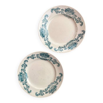 2 Longchamp dessert plates