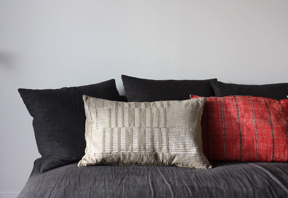 African cushion aso oke